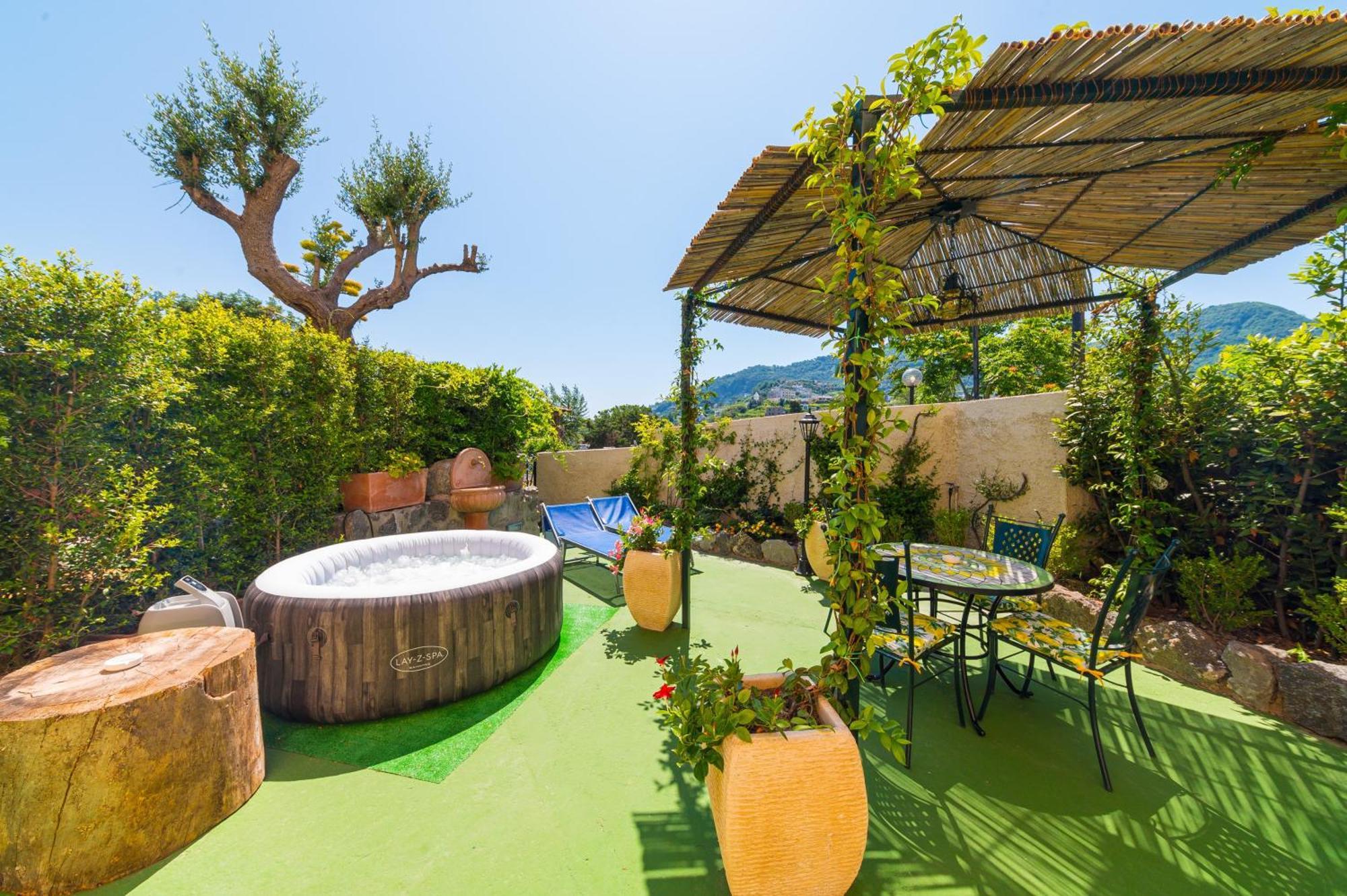 La Rosa - Luxury B&B Ísquia Exterior foto